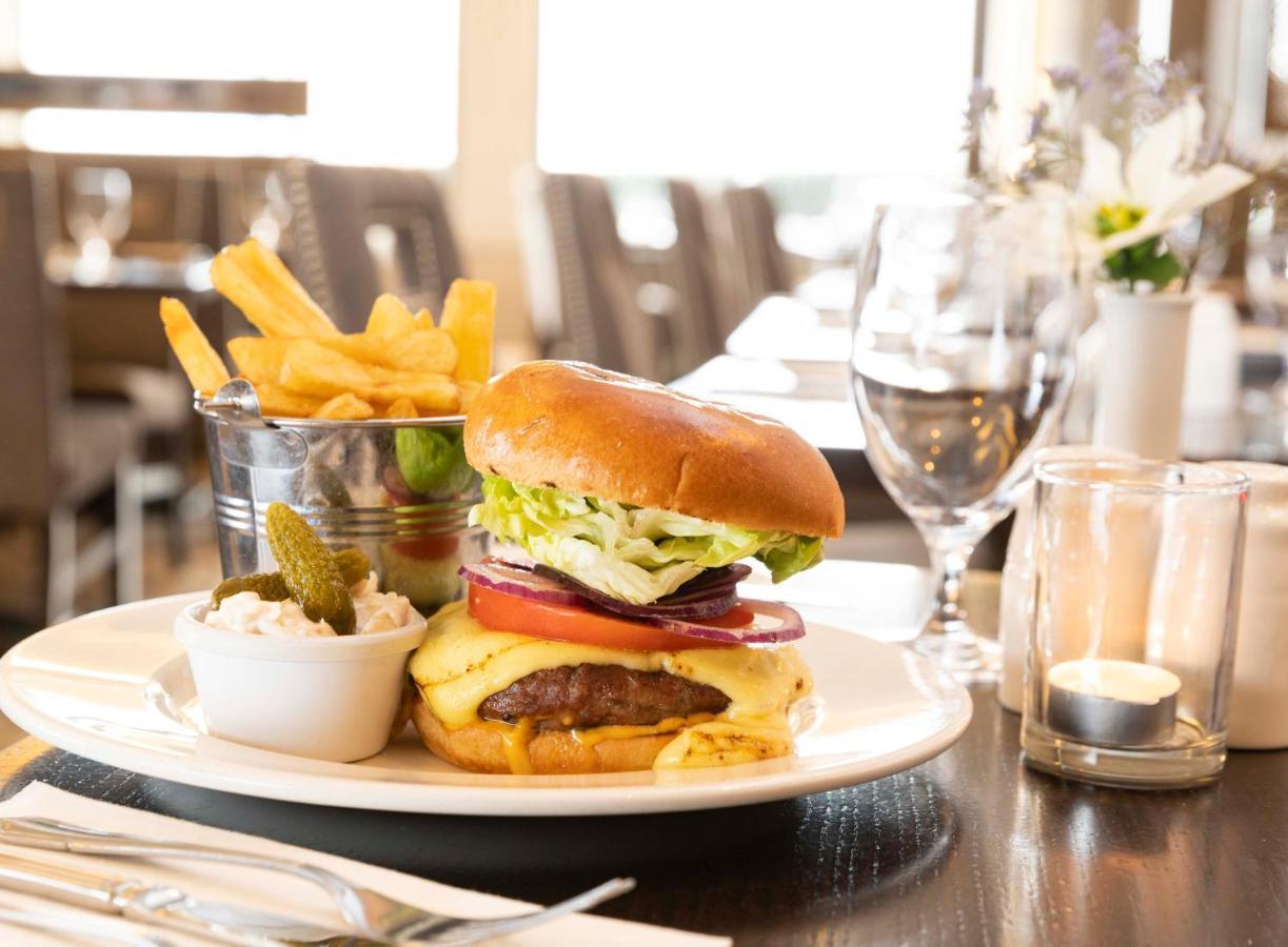 Schull Harbour Hotel & Leisure Centre エクステリア 写真